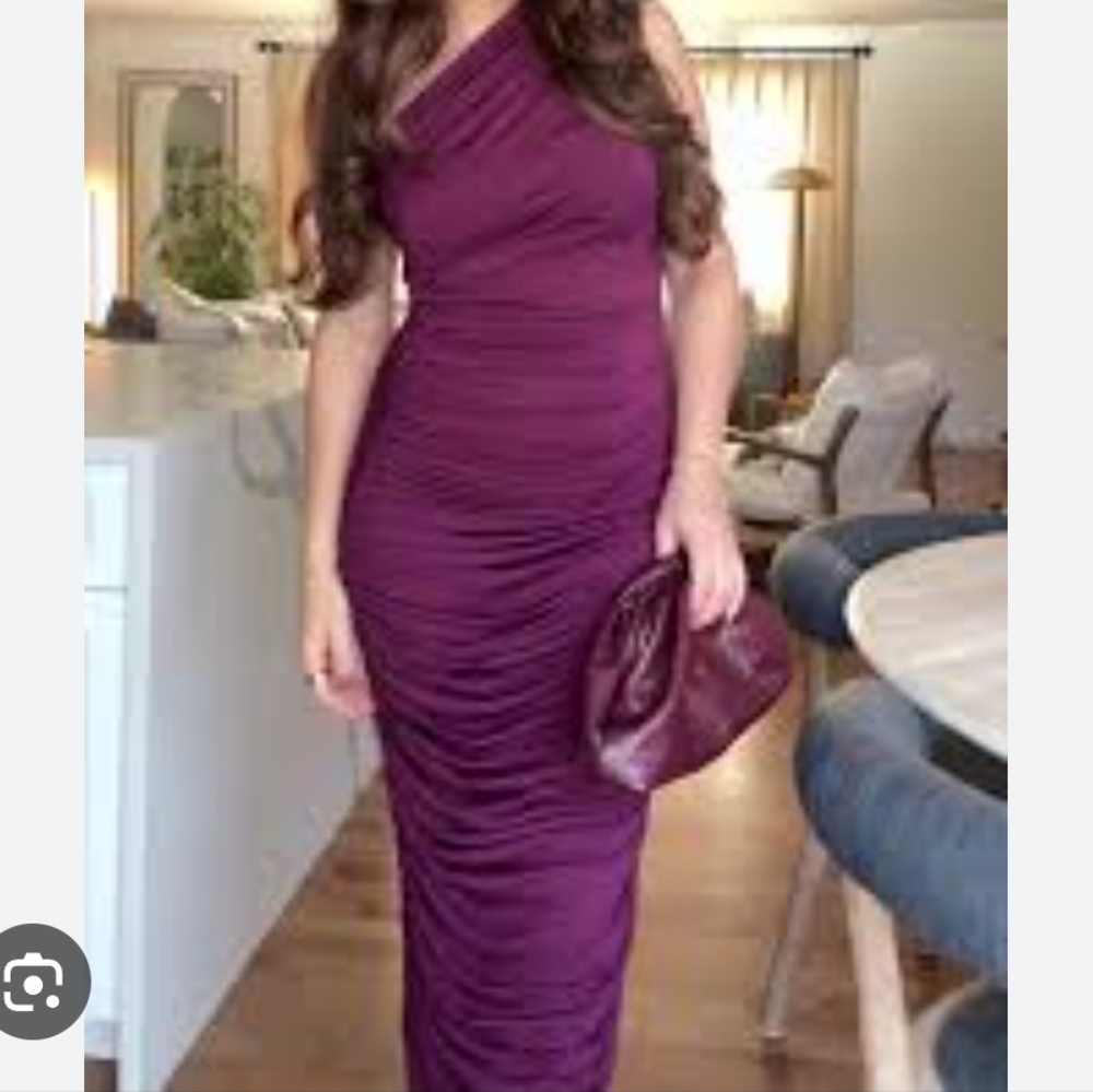 Lulus One Shoulder Ruched Midi Dress NWT
